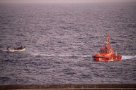 Rescatan unos 20 cadáveres y a 17 supervivientes tras un naufragio rumbo a Canarias