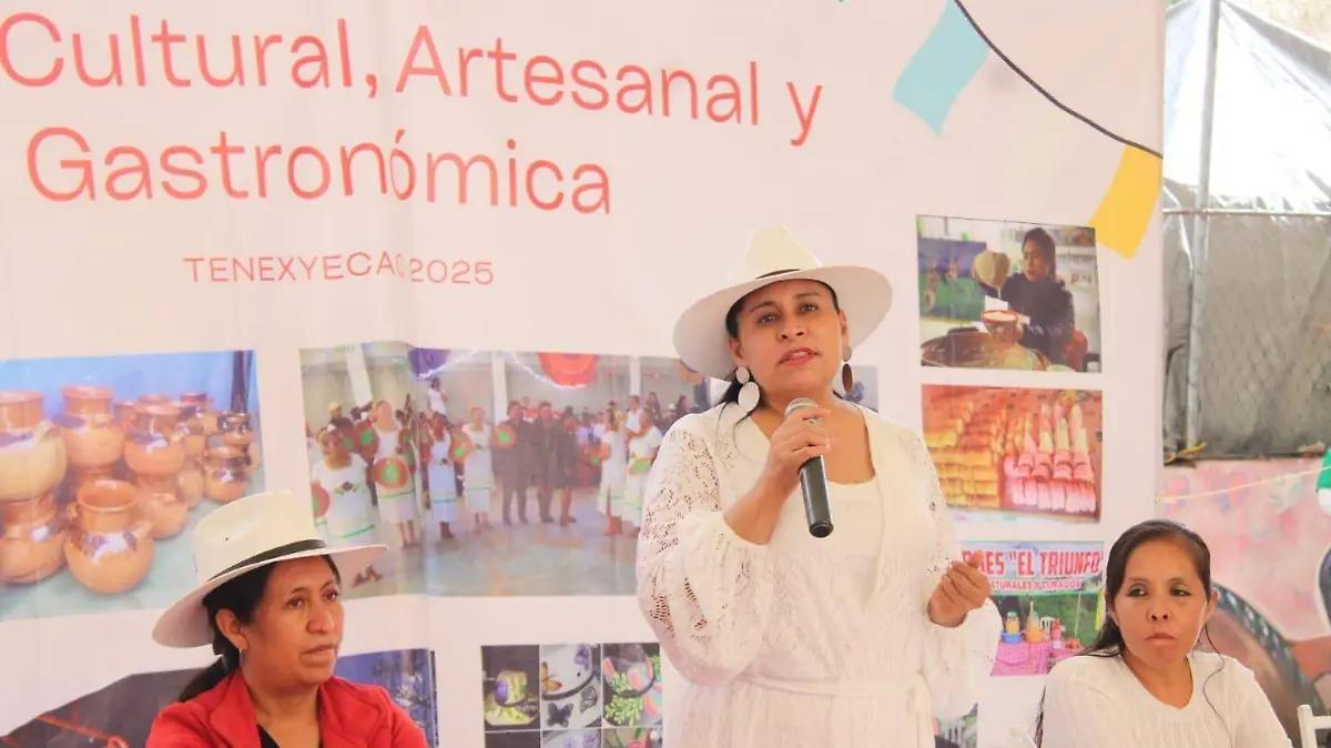 Pone en marcha Ana Lilia Rivera primera Feria cultural, artesanal y gastronómica en Tenexyecac