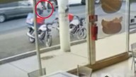 Atropellan a una familia en SLRC, cinco niños y su padre resultan heridos