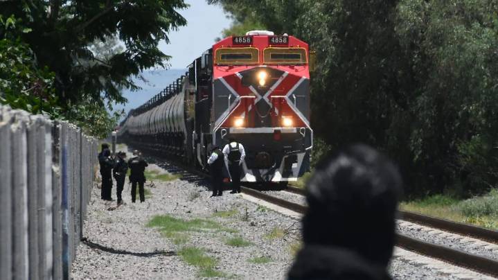 Continúan trabajos para esclarecer accidente de tren en Irapuato e indemnizar a las familias