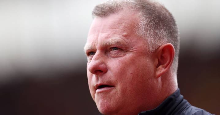 Mark Robins hails 'outstanding' Stoke City as he discusses Divin Mubama red card