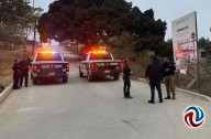 Cuelgan una "narcomanta" en la vía pública en Ensenada
