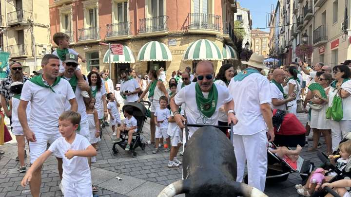El encierro infantil perpetúa su gran éxito
