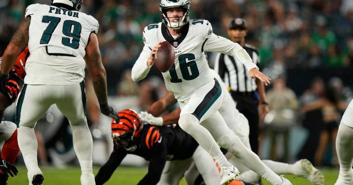 Super Bowl champion Philadelphia Eagles' tush push play helps secure 34