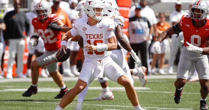No. 3 Ohio State edges No. 1 Texas behind Sayin's TD, red