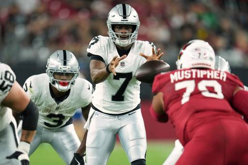 Geno Smith throws TD pass in only drive for Raiders, who fall to Cardinals 20