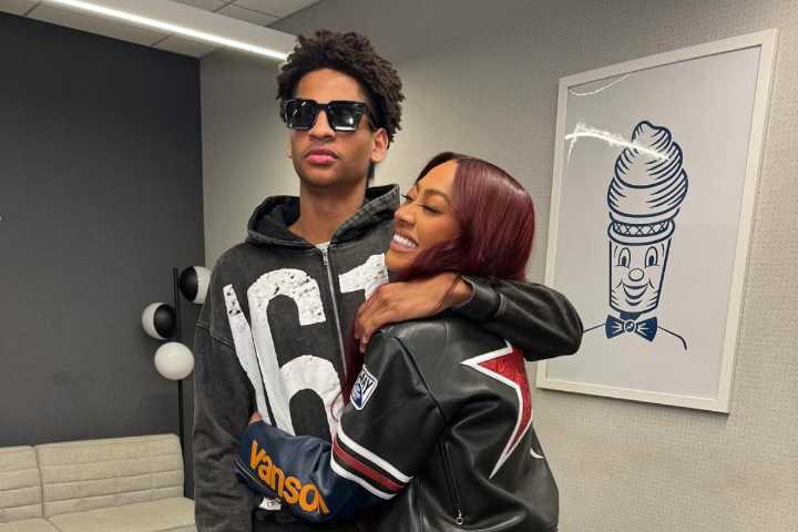 Kiyan Anthony Breaks Silence on Joining Travis Kelce in $2.11B Brand Collab Amid Hype From La La Kiyan Anthony called joining Travis Kelce’s collab “unreal,” while La La Anthony cheered him on, hyping