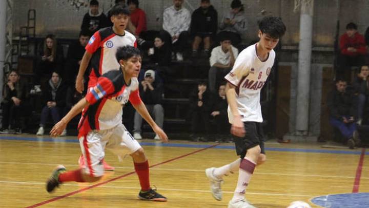 El futsal promocional vuelve a tener acción en el Municipal 2