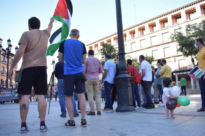 Mujeres de Negro y Marcha por Palestina convocan una vigilia simbólico en Toledo