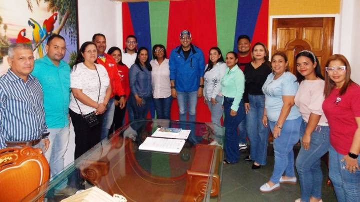 Los 99 de Asnardo Rodríguez Santaella al terreno de juego