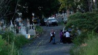 Hallan 3 Bolsas con Restos Humanos en Tumbas Vandalizadas del Panteón Jardín, en Guadalajara