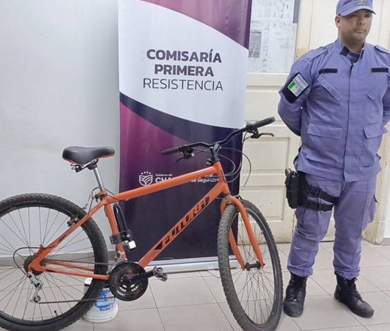 RESISTENCIA:  Ingresó A Una Casa E Intentaba Llevarse Una Bici, Fue Detenido