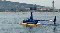 Un helicóptero turístico se ve obligado a amerizar de emergencia en Barcelona