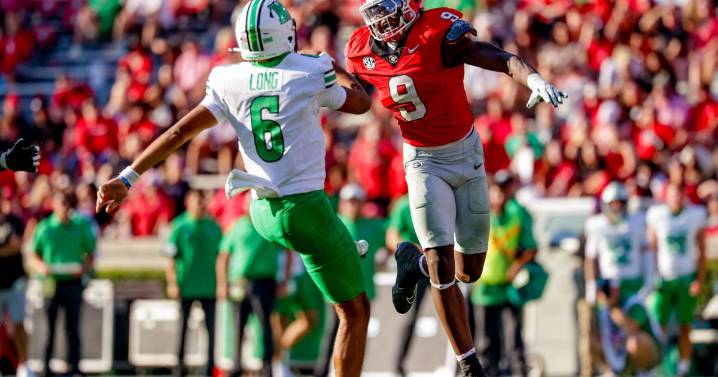 Gunner Stockton Era Starts Smoothly with Georgia Bulldogs Win