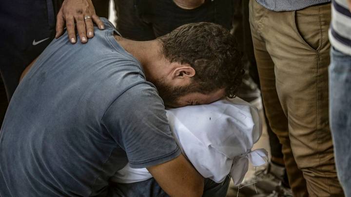 Israel declara la ciudad de Gaza como «zona de combate» y corta la ayuda