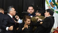 Fernández Noroña y Alito Moreno se pelean a golpes en el Senado (Videos)