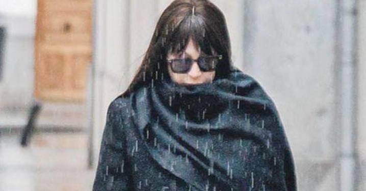 La exnovia de Ábalos cobró 44.000 euros sin ir a trabajar
