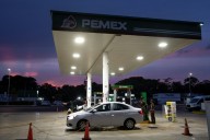 Detienen a un exdirector de la estatal mexicana Pemex en EEUU