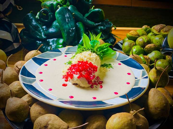 Es tiempo de Chiles en Nogada