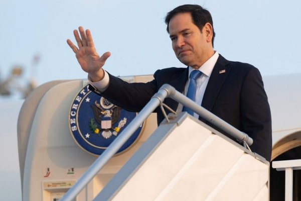Estados Unidos revoca visas a funcionarios brasileños por vínculos con misiones médicas cubanas