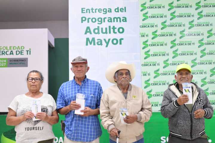 JUAN MANUEL NAVARRO REAFIRMA RESPALDO Y CERCANÍA A POBLACIÓN ADULTA MAYOR