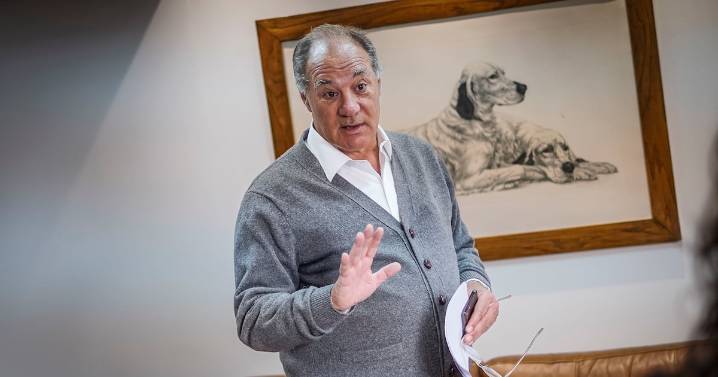 Sutil reabre flanco en campaña de Matthei por régimen militar: “Para mí no es una dictadura, porque las dictaduras se perpetúan en el poder”