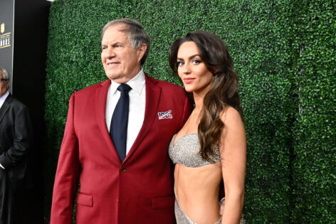Jordon Hudson Blows Kiss to Bill Belichick at UNC Field With a Taylor Swift Message Jordon Hudson sparked chatter with a playful IG story toward Bill Belichick while out at UNC’s practice field. Ameek