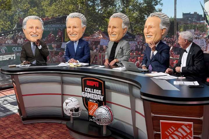 ESPN's Lee Corso says goodbye to college football