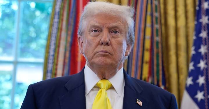 Amenaza Trump con demandar a Powell, el jefe de la Fed, e insiste en que baje los tipos