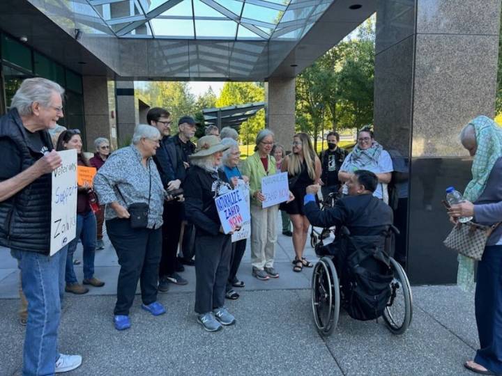 Wife of WA vet outraged after husband arrested by ICE at citizenship interview