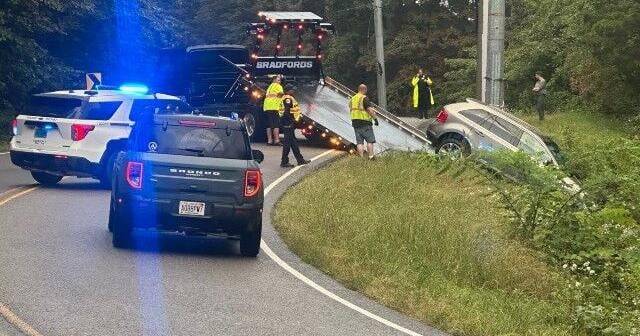 2 injured after vehicle drives off cliff on Monte Sano