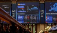 El Ibex 35 sube 0,66% y supera los 15.000 puntos, máximos desde 2007