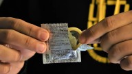 ¿Un “condón en pastilla”? La ciencia logra 96% de efectividad con anticonceptivo masculino inyectable