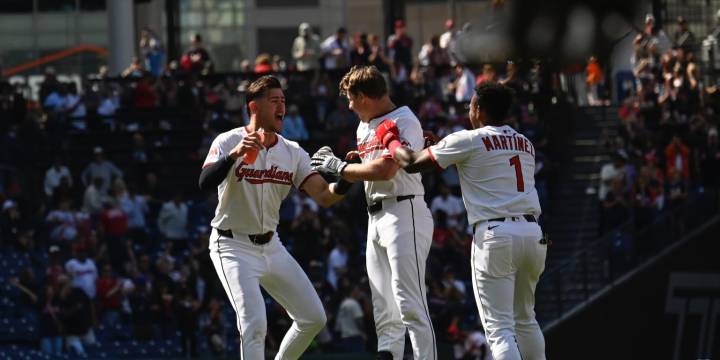 Kyle Manzardo, Nolan Jones' clutch hits fuel Guardians' walk
