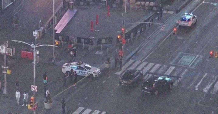 Tiroteo en Times Square deja tres heridos, un joven de 17 años es detenido