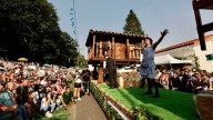 Las Carrozas de Valdesoto son teatro en estado puro y en la cuna candasina del costumbrismo lo saben: un gran reconocimiento