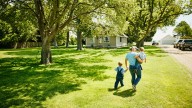 Survey says: These are the safest and most dangerous states for raising a family
