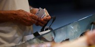 Cuáles fueron los recortes en el consumo que hicieron casi el 80% de los argentinos