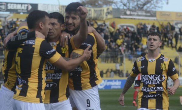 Federal A: Olimpo venció 2-0 a Costa Brava en el Carminatti y Villa Mitre empató en Cipolletti