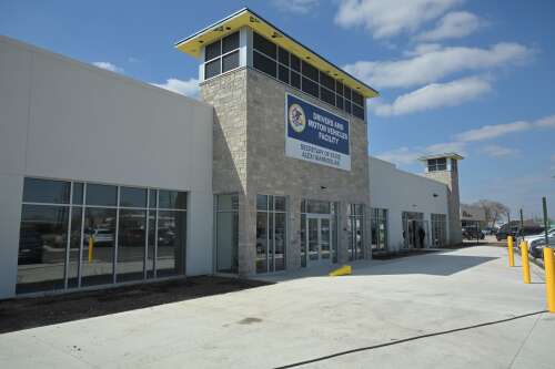 These Illinois licensing facilities will offer expanded Saturday hours