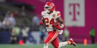49ers trade for Chiefs receiver Skyy Moore, AP source says