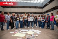 Se manifiestan en Palacio Municipal de Tijuana por cierre de preescolares del DIF