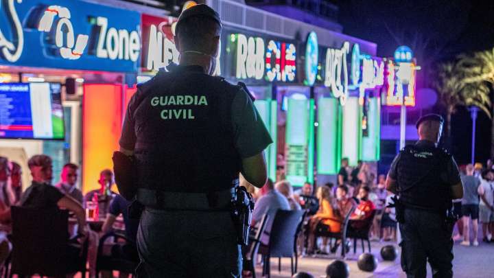 La justicia española emite una orden de busca y captura contra un turista británico que atropelló a dos personas en Magaluf