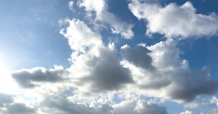 Scattered showers linger in North Texas Wednesday before dry, warmer conditions return