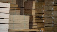 U.S. in final decision to hike Canadian softwood duties, tells officers to collect