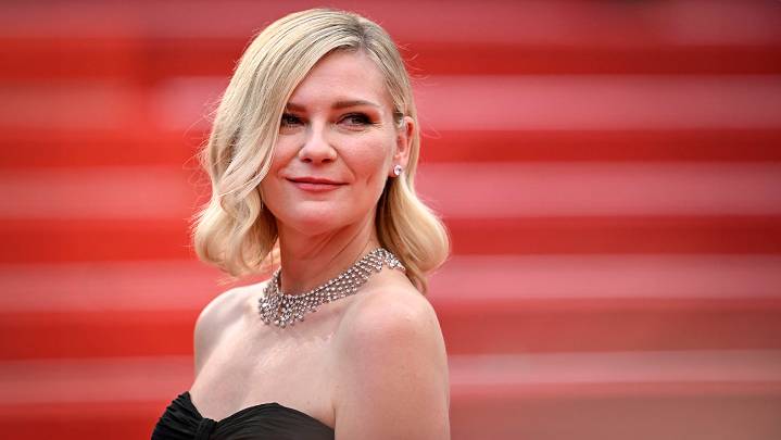 Kirsten Dunst's Son Had 'Health Scare' While She Was Filming Overseas