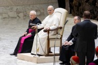 El papa pide que cese el uso indiscriminado de la fuerza y ​​el desplazamiento forzado en Gaza