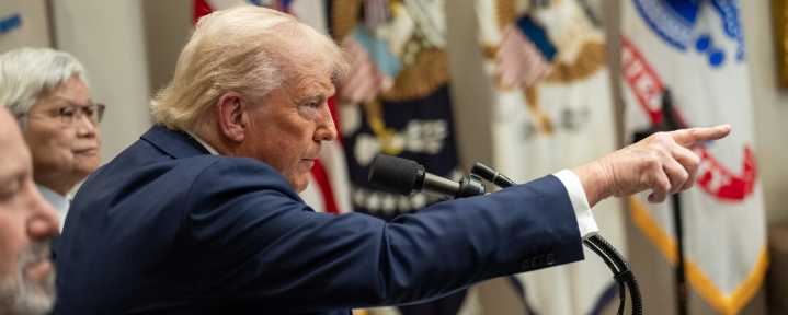 Trump signs order to end cashless bail