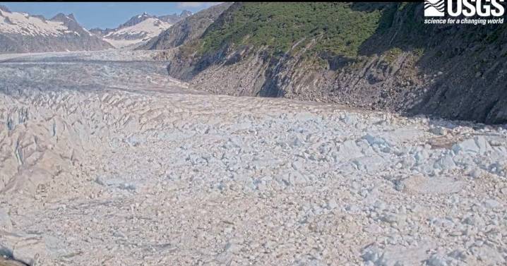 Evacuation warnings intensify in Alaska's capital with record glacier