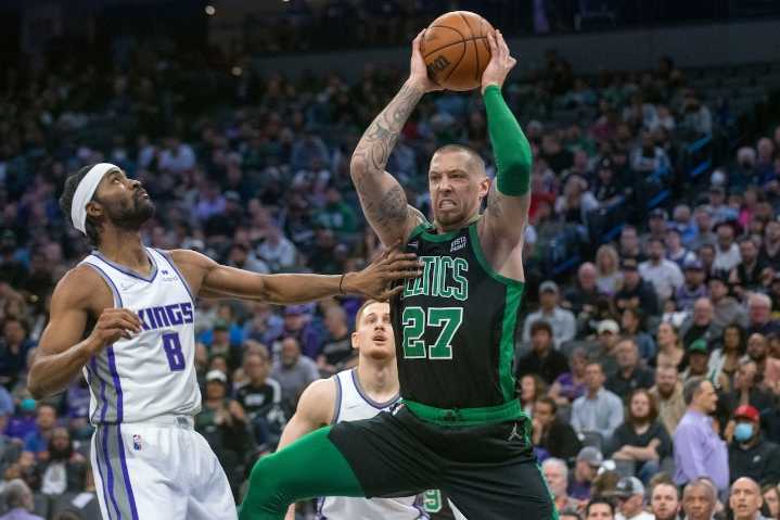 Ex-Celtics big man had offer from Boston rival before overseas return